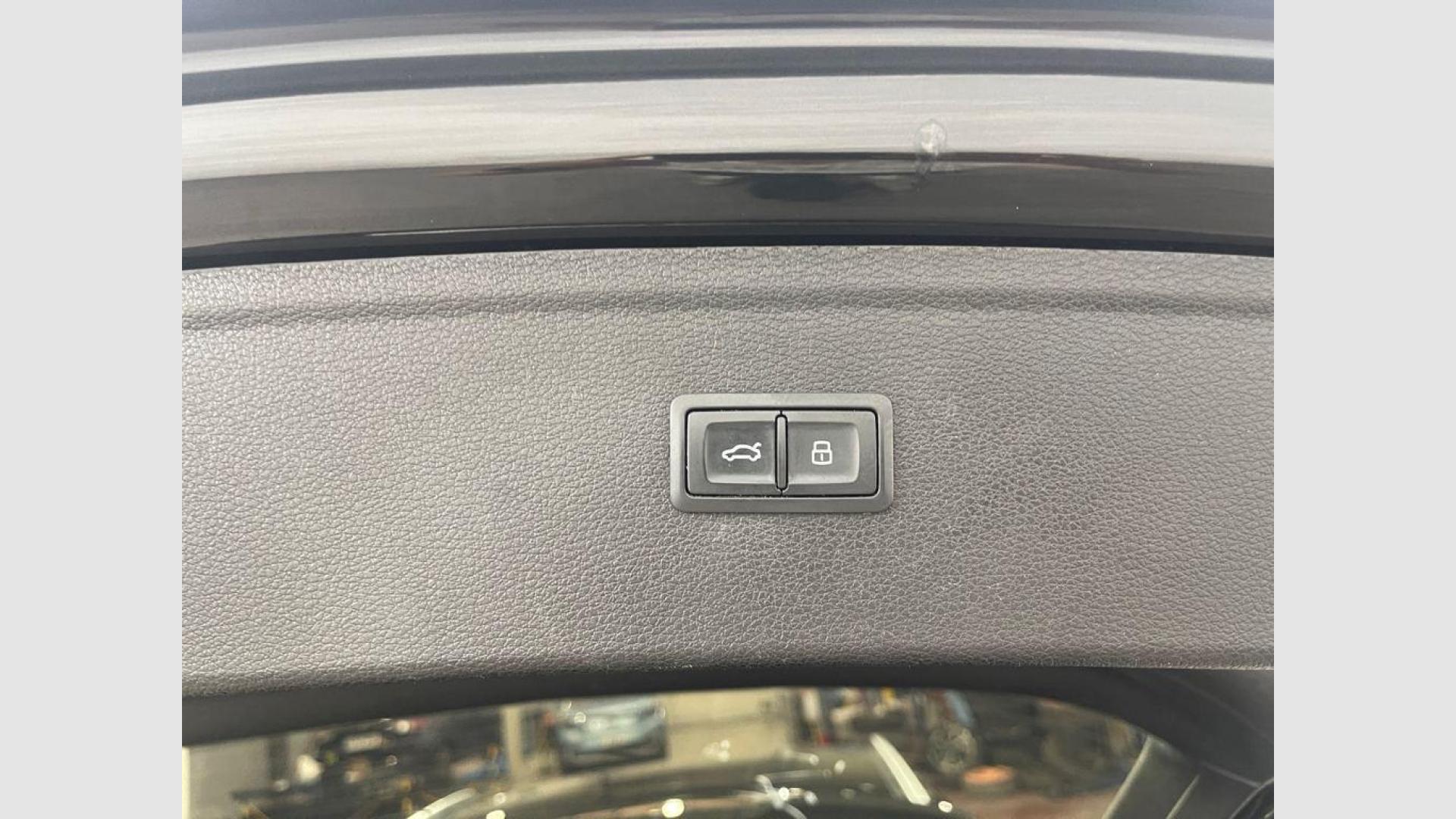 Audi Q5 Genuine 40 TDI quattro-ultra 150 kW (204 CV)