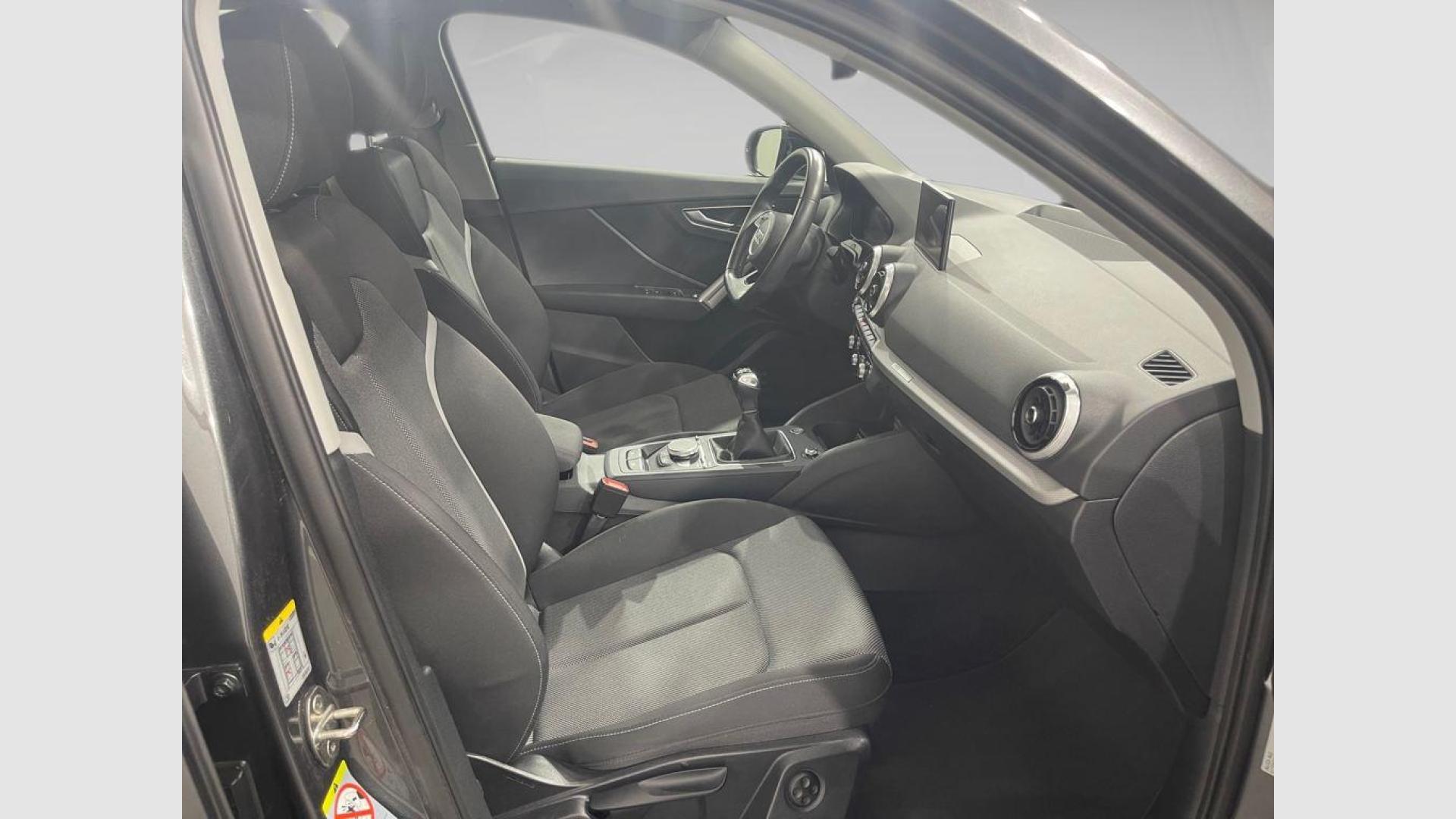 Audi Q2 Black line 35 TFSI 110 kW (150 CV)