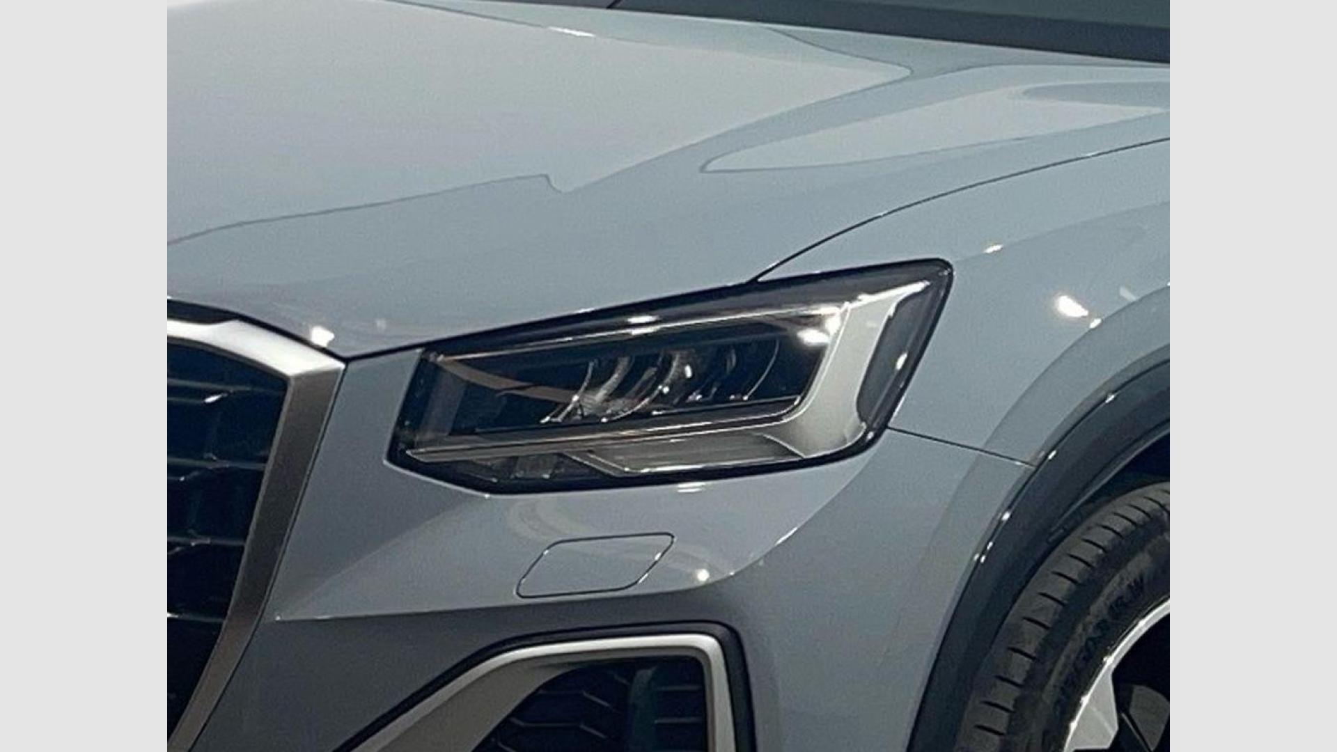 Audi Q2 S line 30 TFSI 85 kW (116 CV)