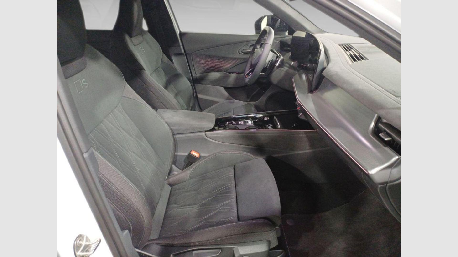 Audi Q3 Black line 200 kW (272 CV)