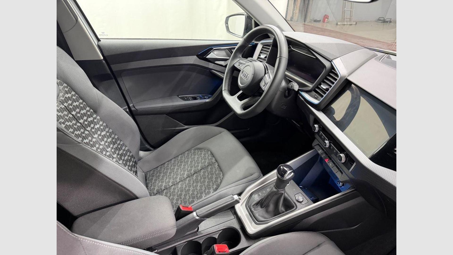 Audi A1 Sportback Adrenalin Black edition 30 TFSI 85 kW (116 CV) S tronic