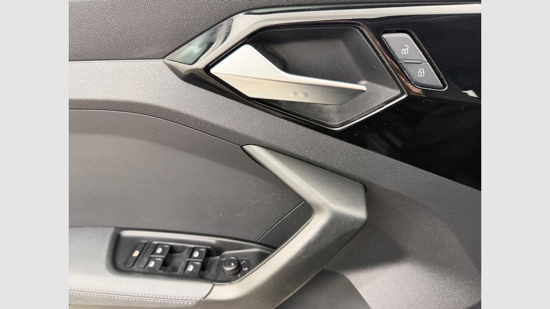 Audi A1 Sportback Advanced 25 TFSI 70 kW (95 CV)