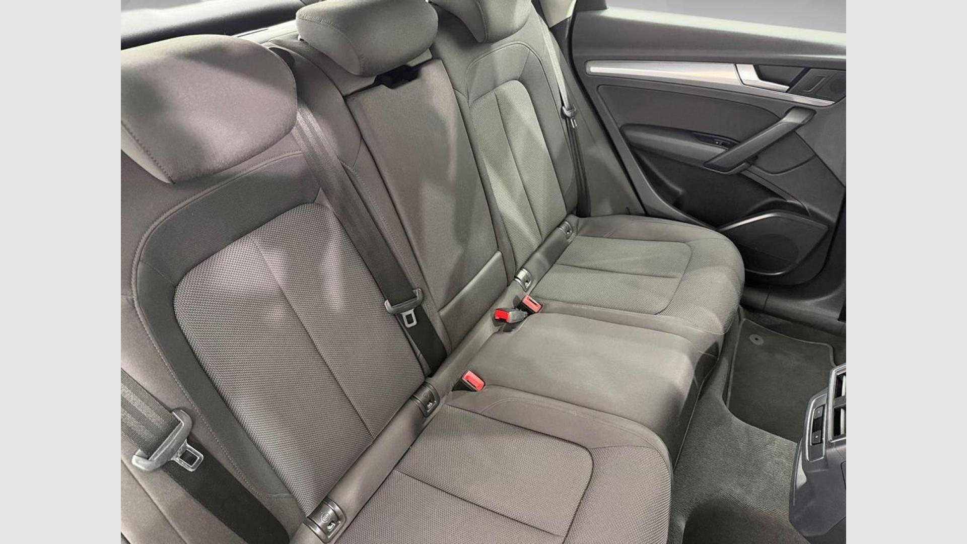 Audi Q5 Design 35 TDI quattro 120 kW (163 CV) S tronic