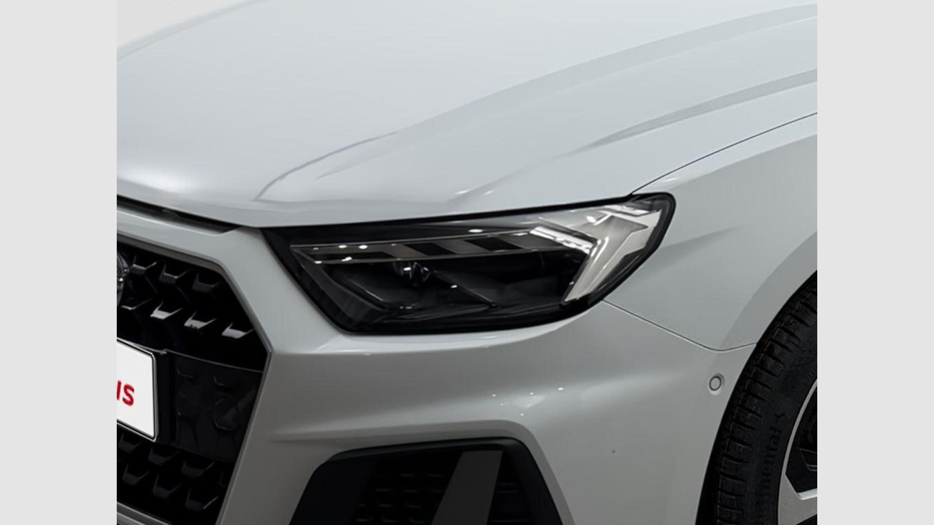 Audi A1 Sportback Adrenalin 25 TFSI 70 kW (95 CV)