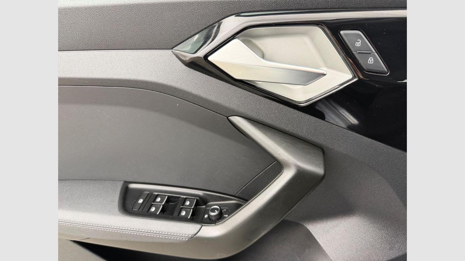 Audi A1 Sportback Adrenalin 25 TFSI 70 kW (95 CV)