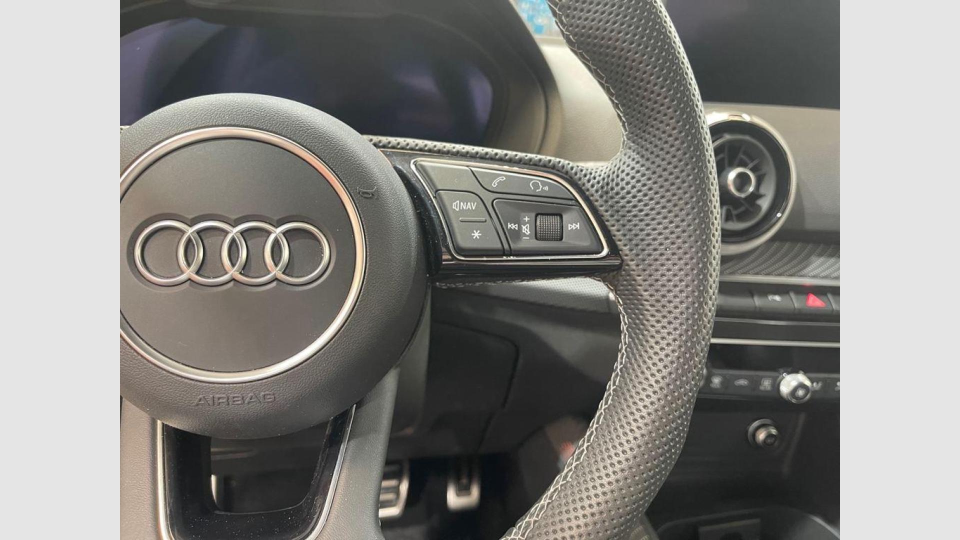 Audi Q2 Adrenalin 35 TDI 110 kW (150 CV) S tronic