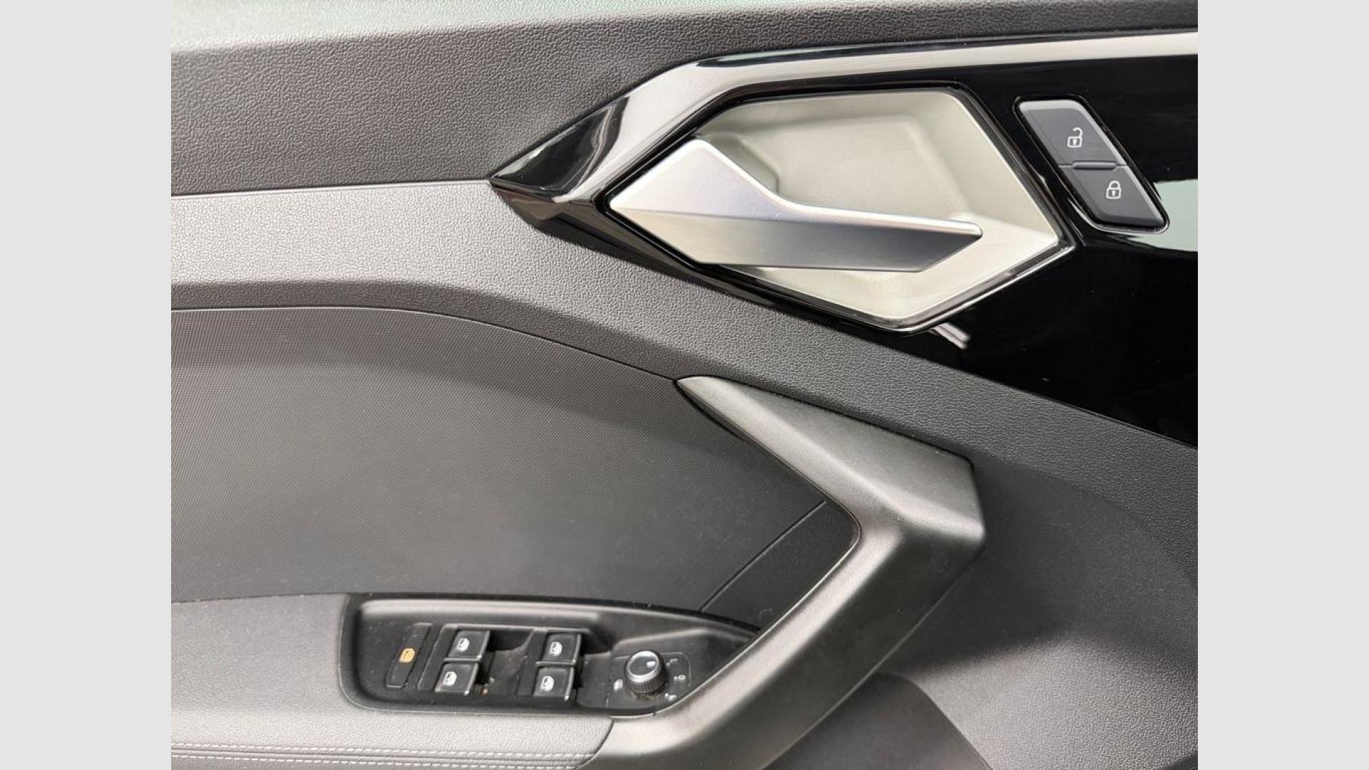 Audi A1 Sportback Adrenalin 30 TFSI 81 kW (110 CV)