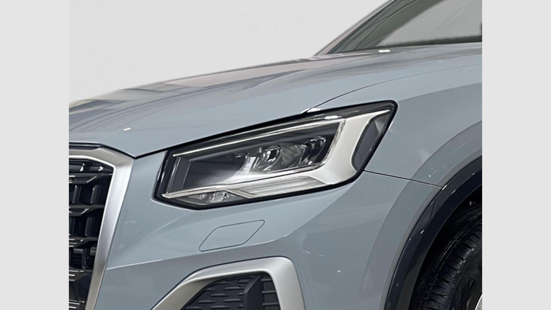 Audi Q2 Advanced 30 TFSI 85 kW (116 CV)