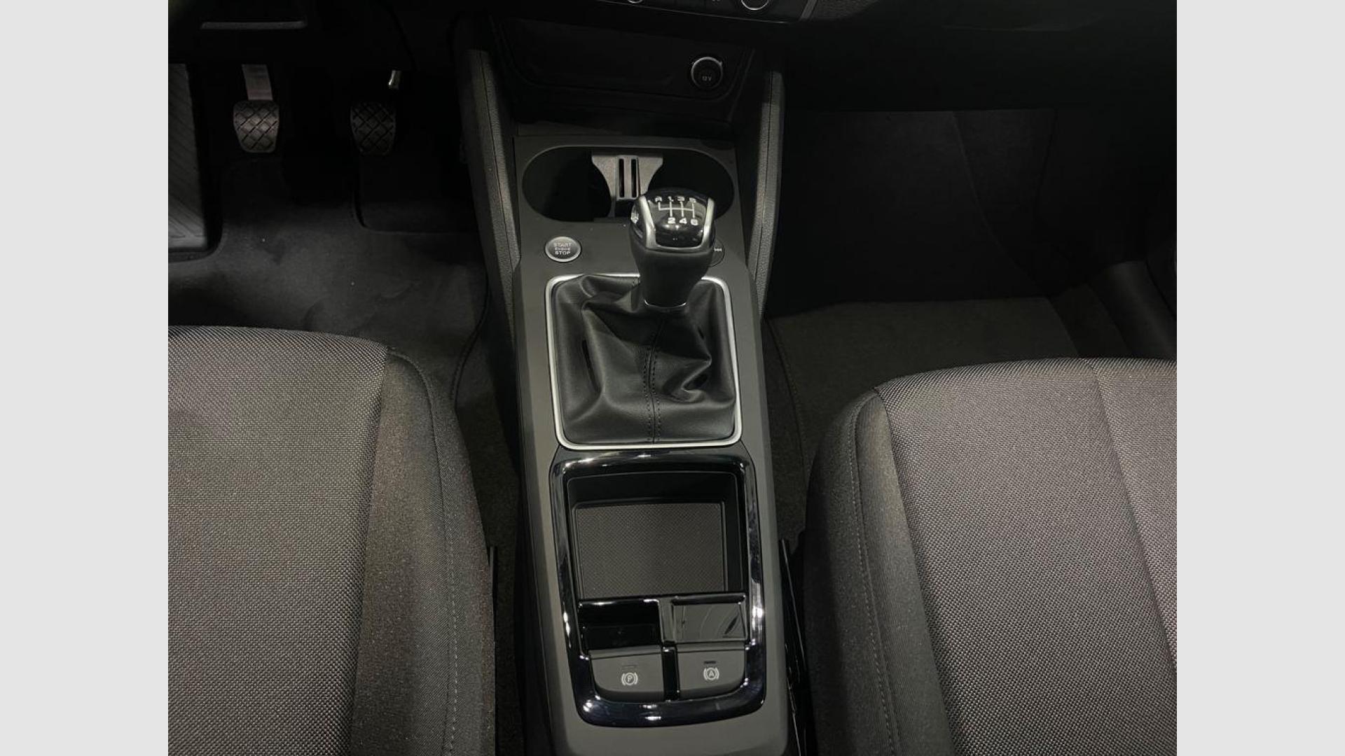 Audi Q2 Advanced 30 TFSI 85 kW (116 CV)