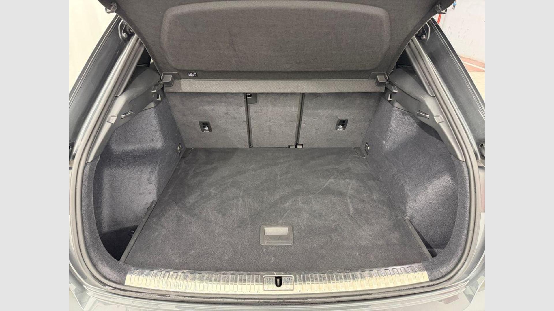 Audi Q3 Black line 35 TDI 110 kW (150 CV) S tronic