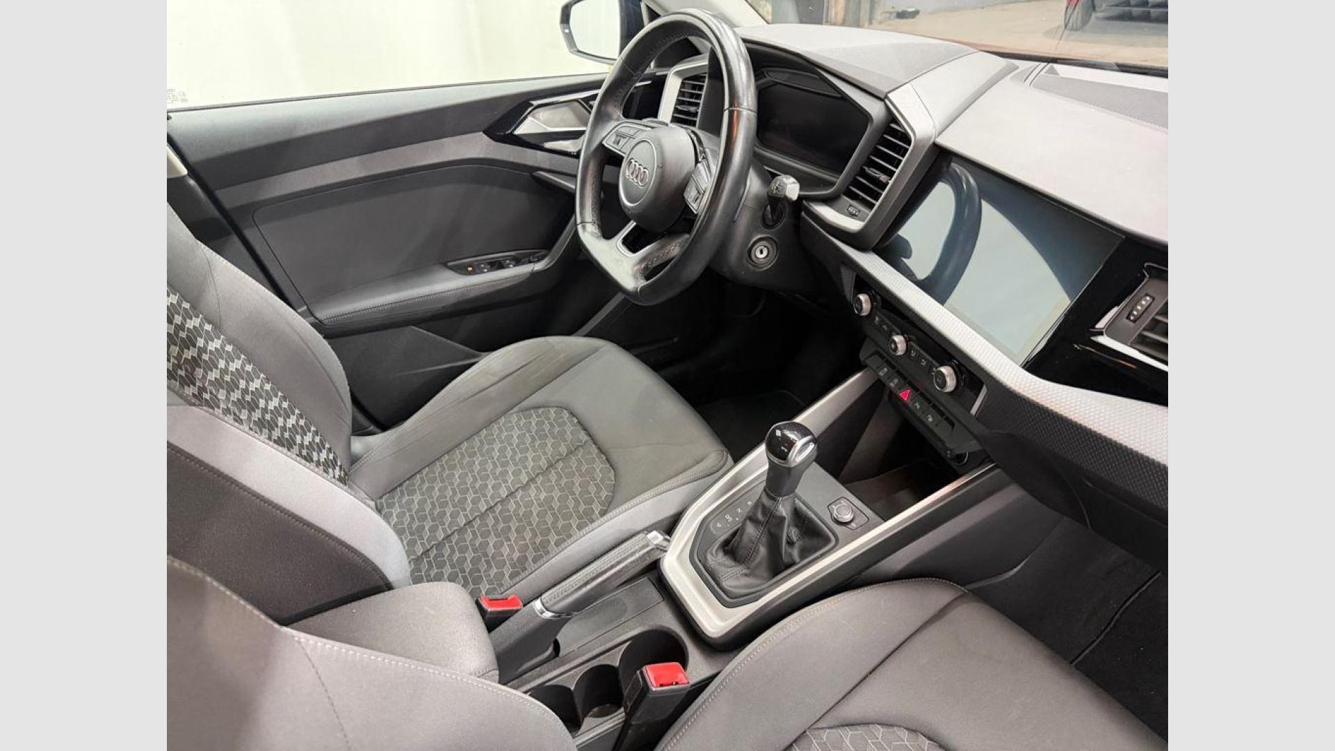 Audi A1 Citycarver Adrenalin 30 TFSI 81 kW (110 CV)