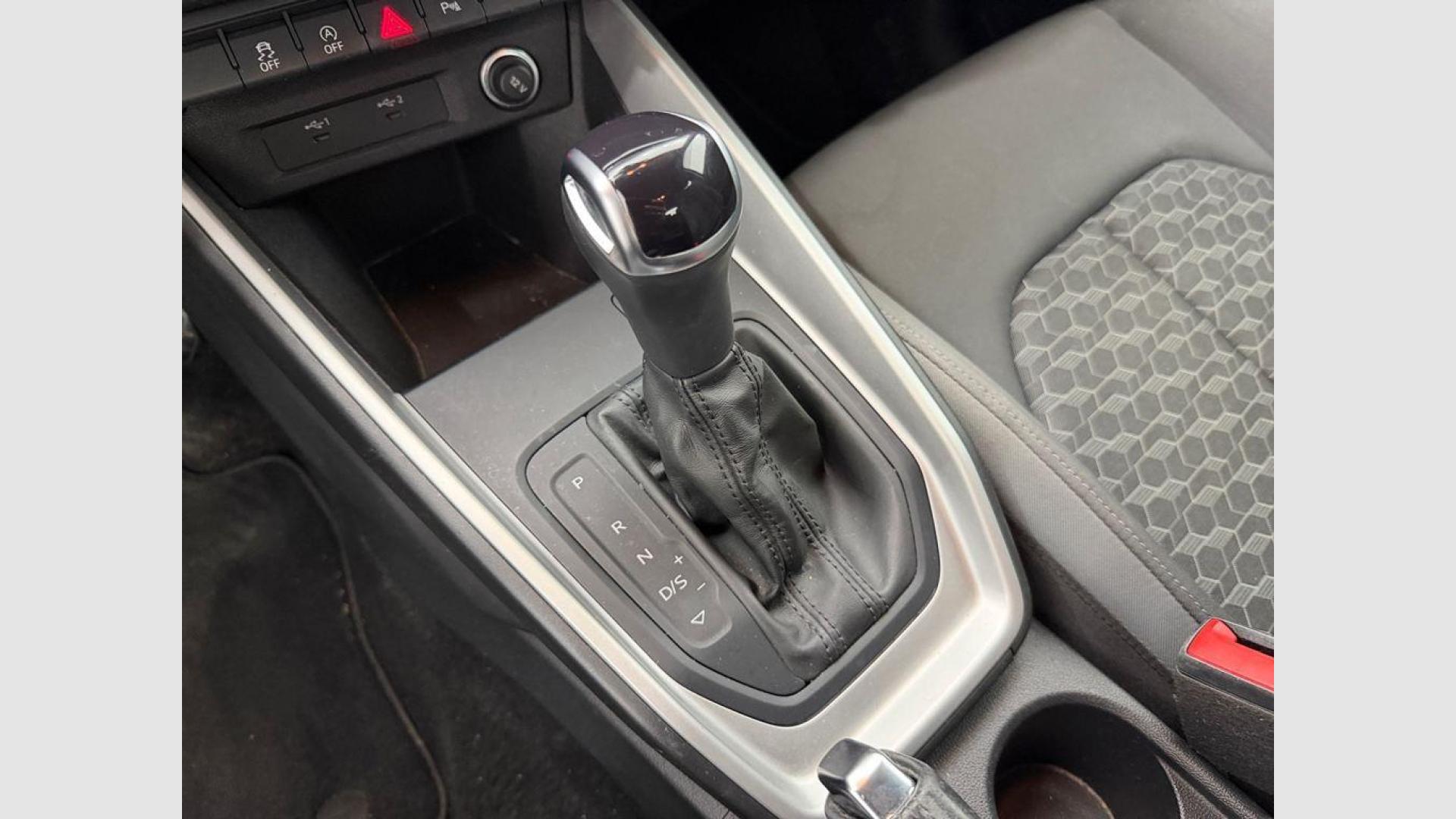 Audi A1 Citycarver Adrenalin 30 TFSI 81 kW (110 CV)