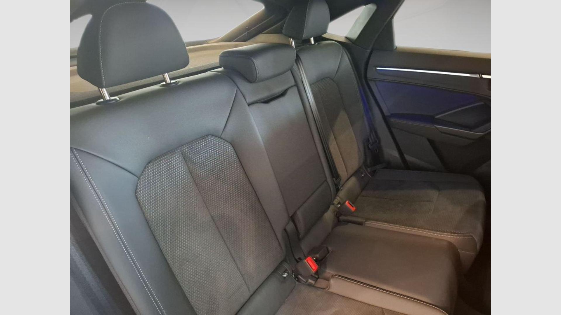 Audi Q3 Sportback TFSIe Black Line 45 TFSI e 180 kW (245 CV) S tronic