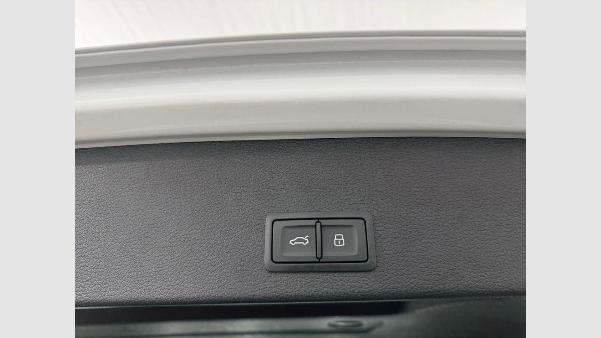 Audi Q2 S line 30 TFSI 85 kW (116 CV)