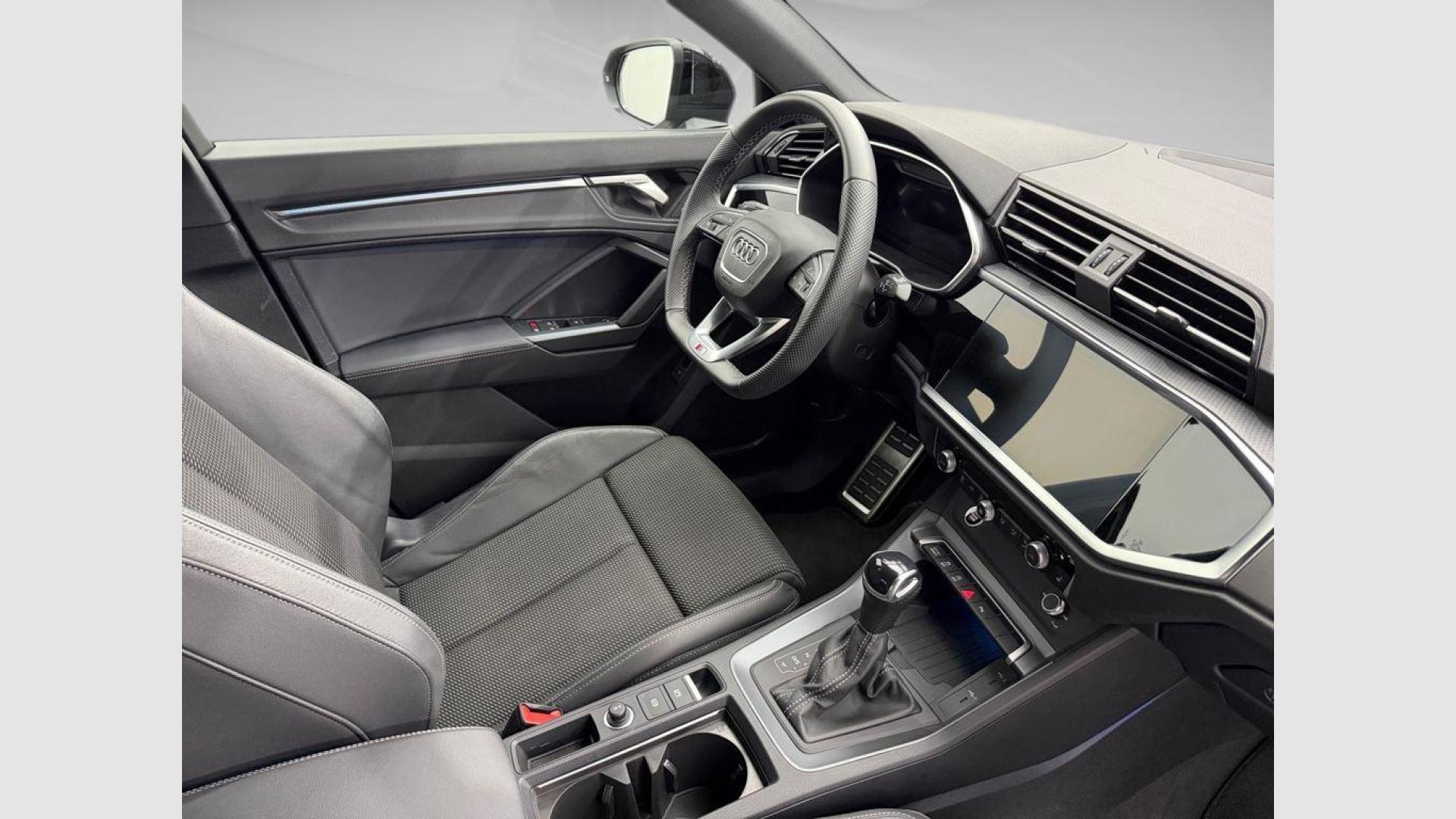 Audi Q3 Black line 35 TDI 110 kW (150 CV) S tronic