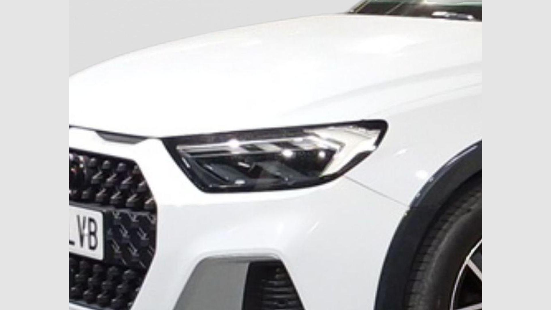Audi A1 Citycarver 25 TFSI 70 kW (95 CV)