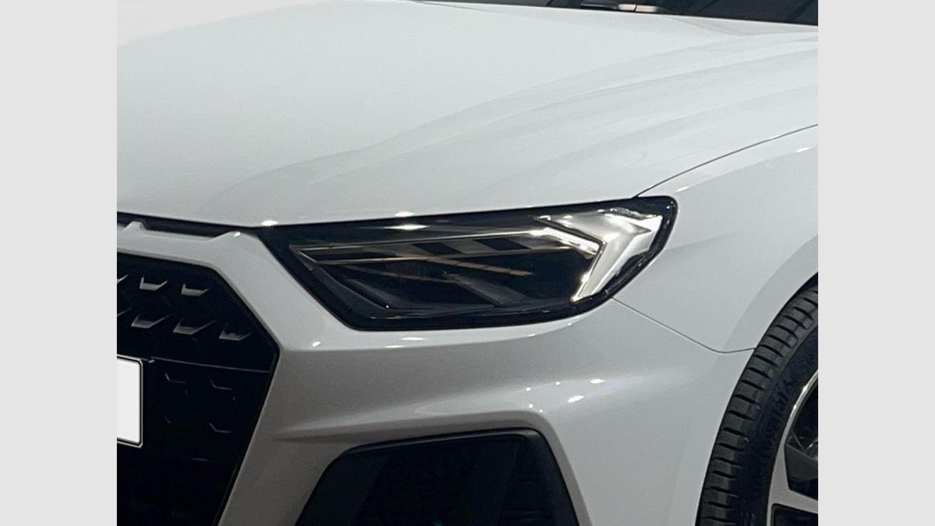Audi A1 Sportback Adrenalin Black edition 30 TFSI 85 kW (116 CV)