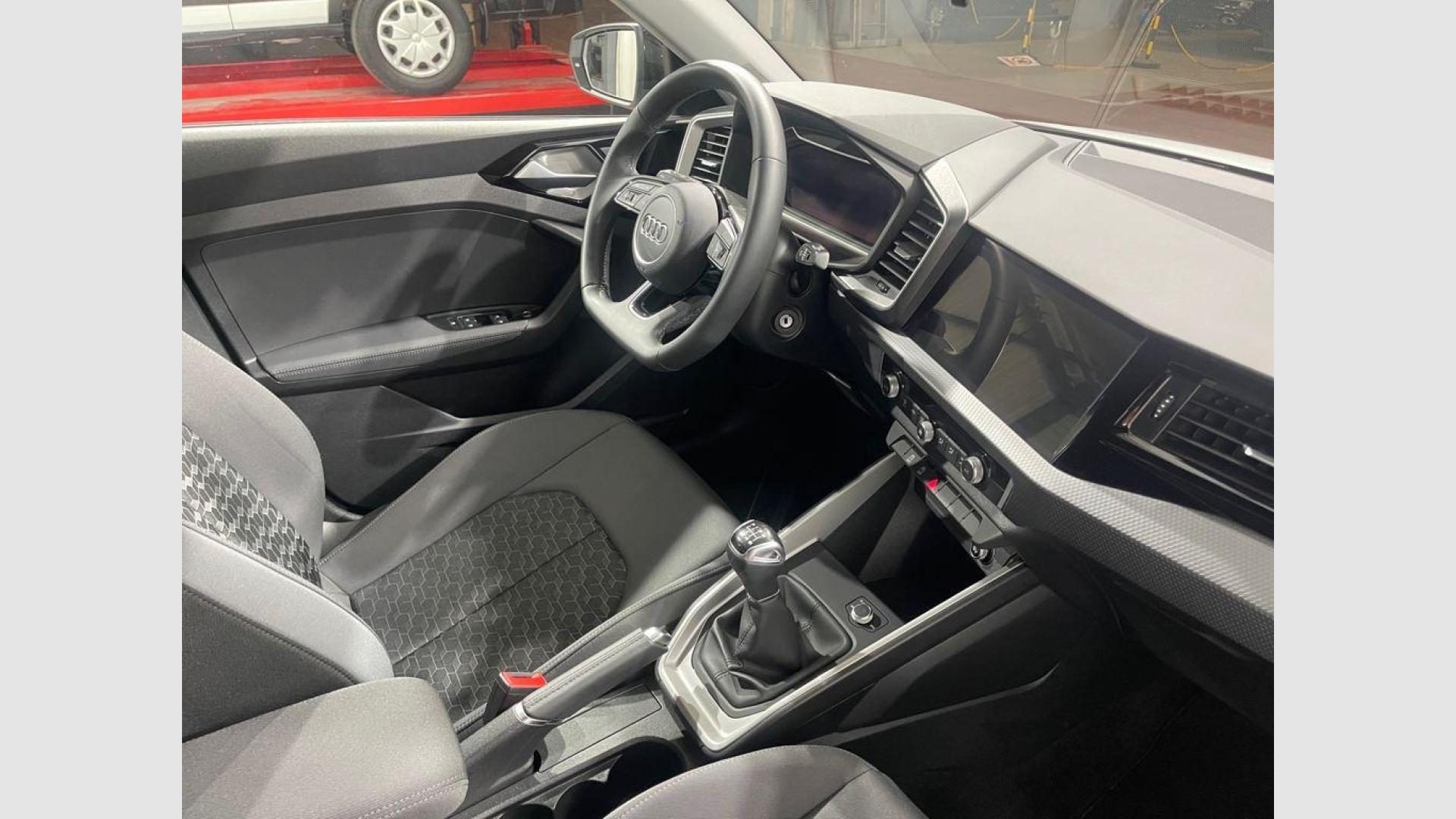 Audi A1 Sportback Adrenalin Black edition 30 TFSI 85 kW (116 CV)