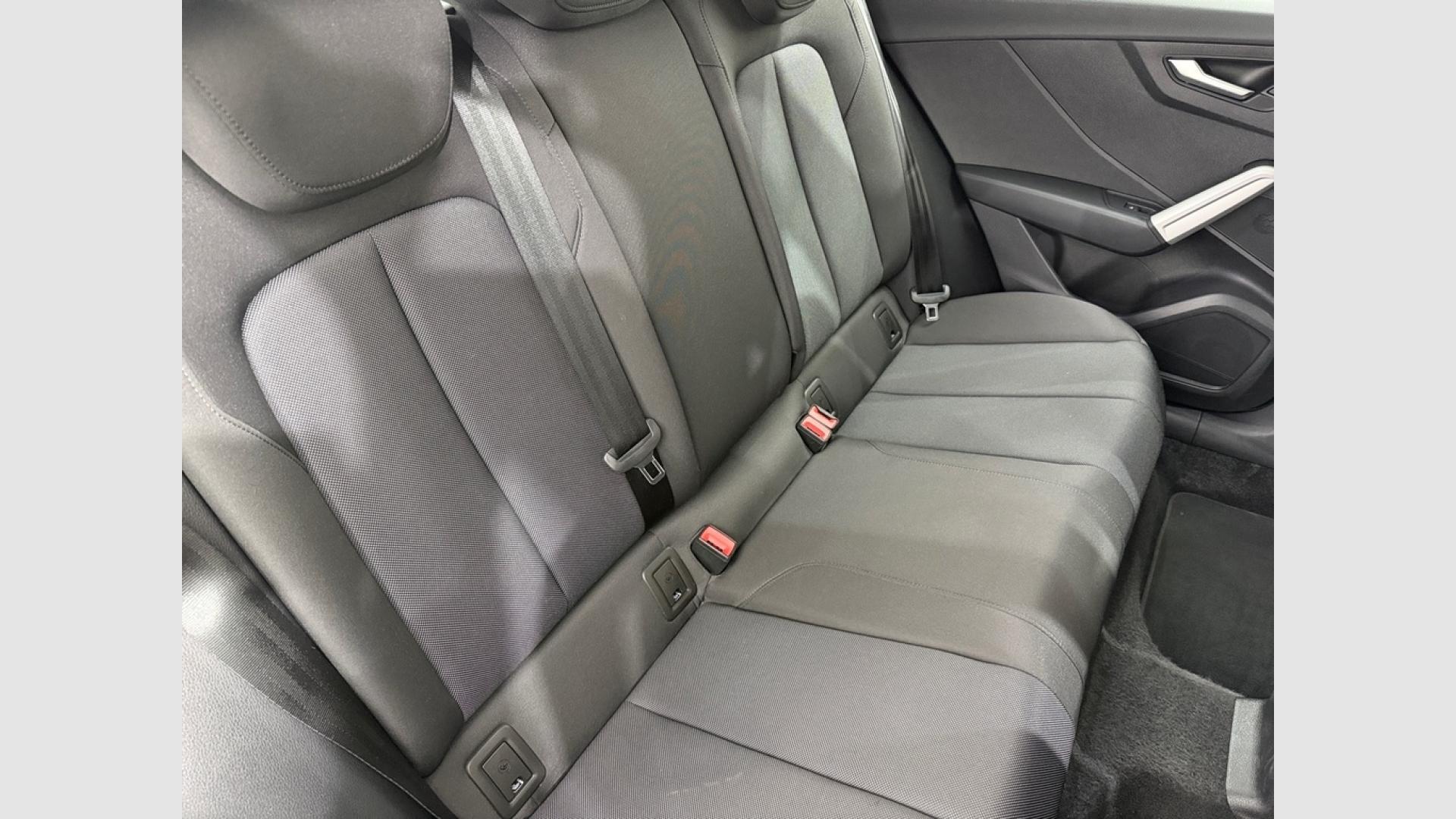Audi Q2 Advanced 30 TFSI 81 kW (110 CV)