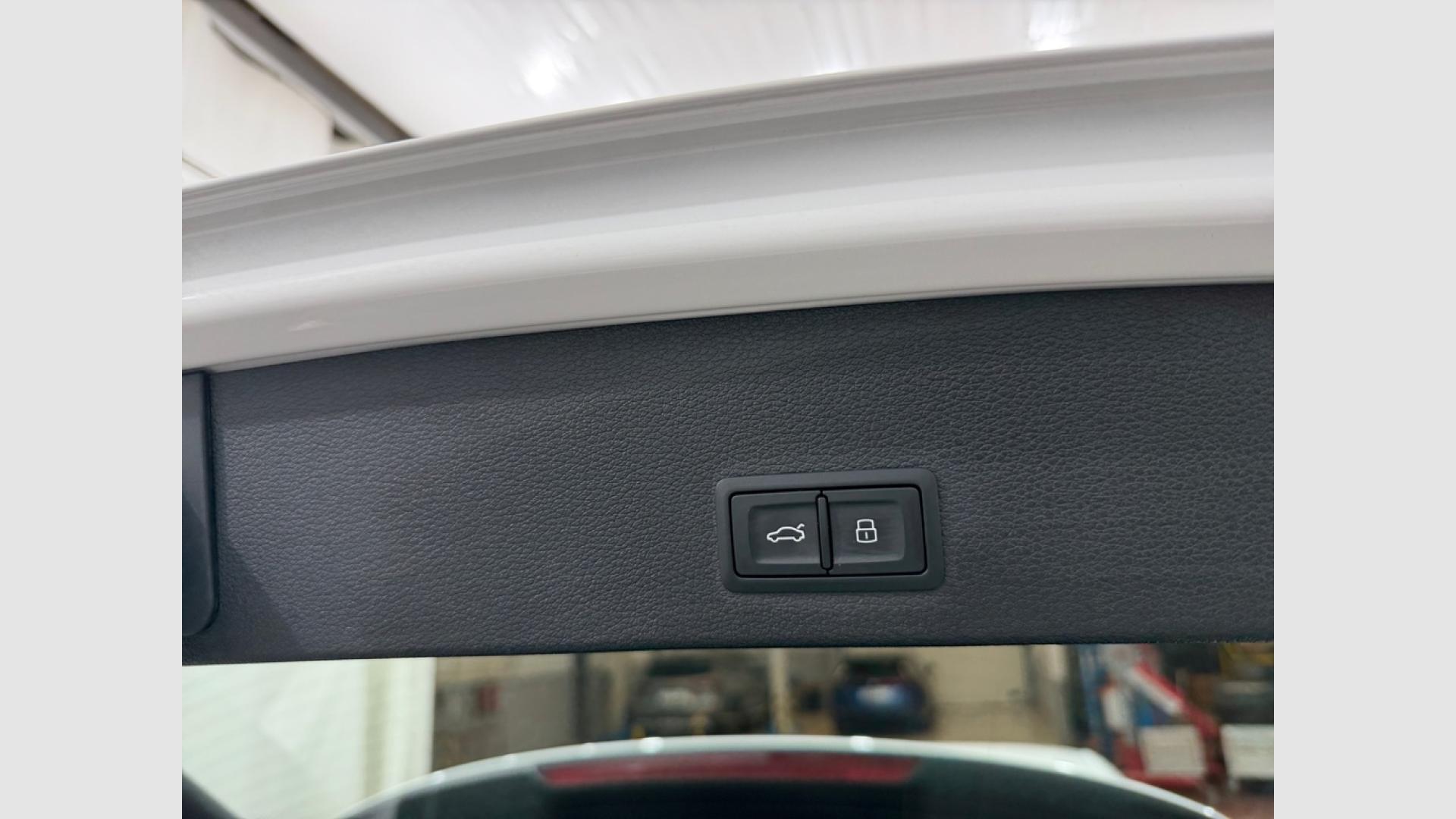 Audi Q2 Advanced 30 TFSI 81 kW (110 CV)