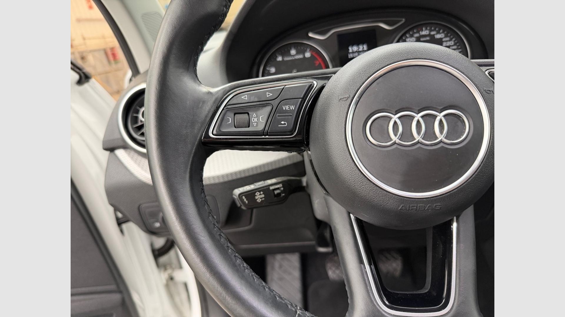 Audi Q2 Advanced 30 TFSI 81 kW (110 CV)