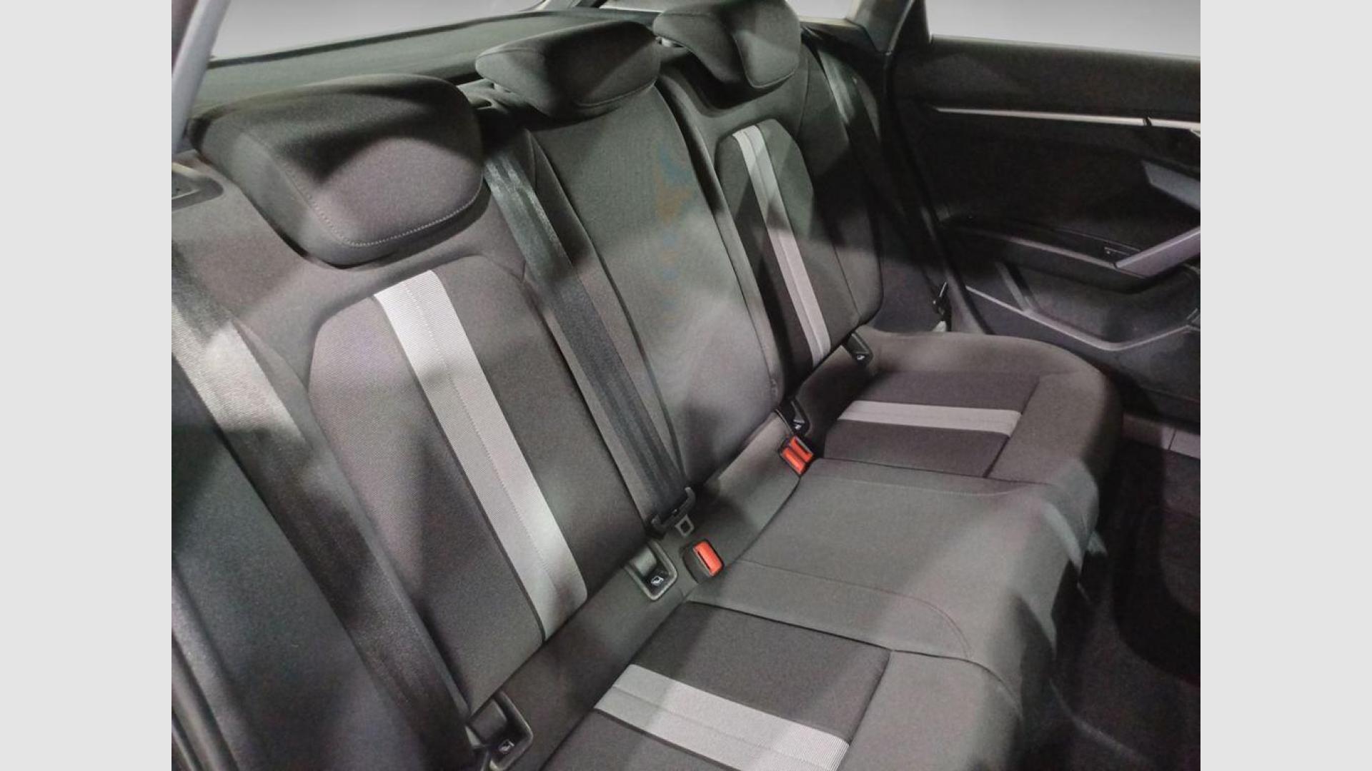 Audi A3 Sportback Advanced 30 TFSI 85 kW (116 CV)