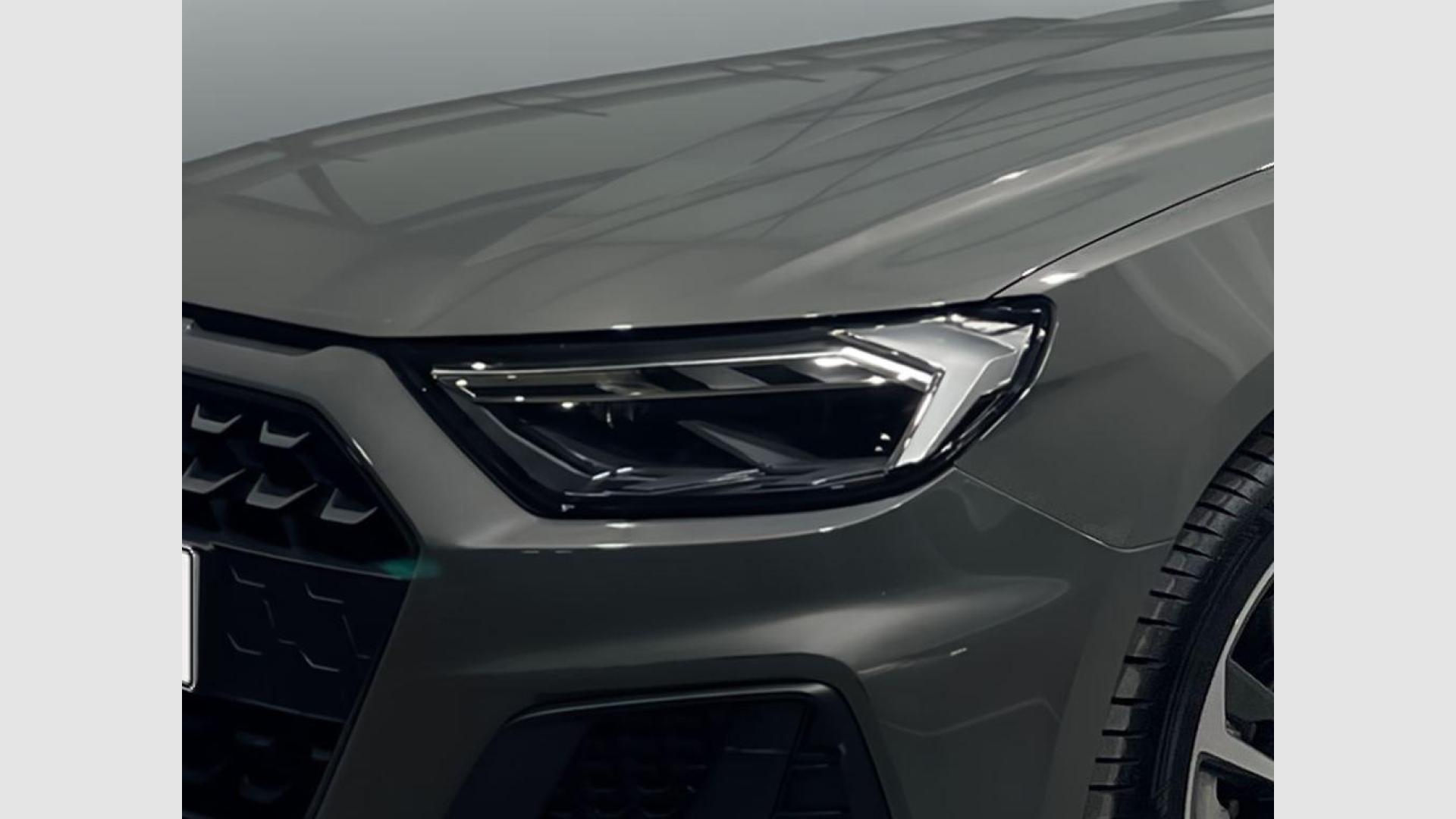 Audi A1 Sportback Adrenalin Black edition 30 TFSI 85 kW (116 CV)