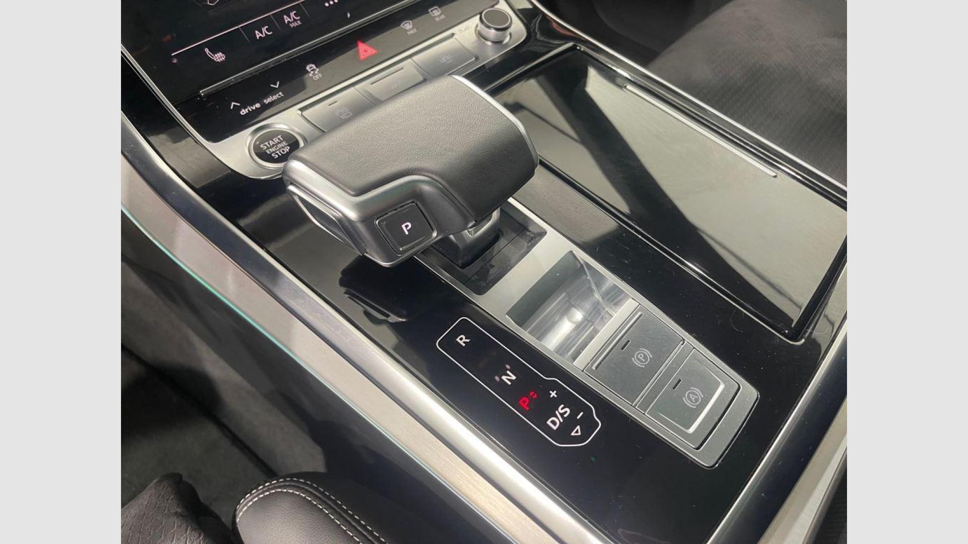Audi Q8 Black line 50 TDI quattro 210 kW (286 CV) tiptronic