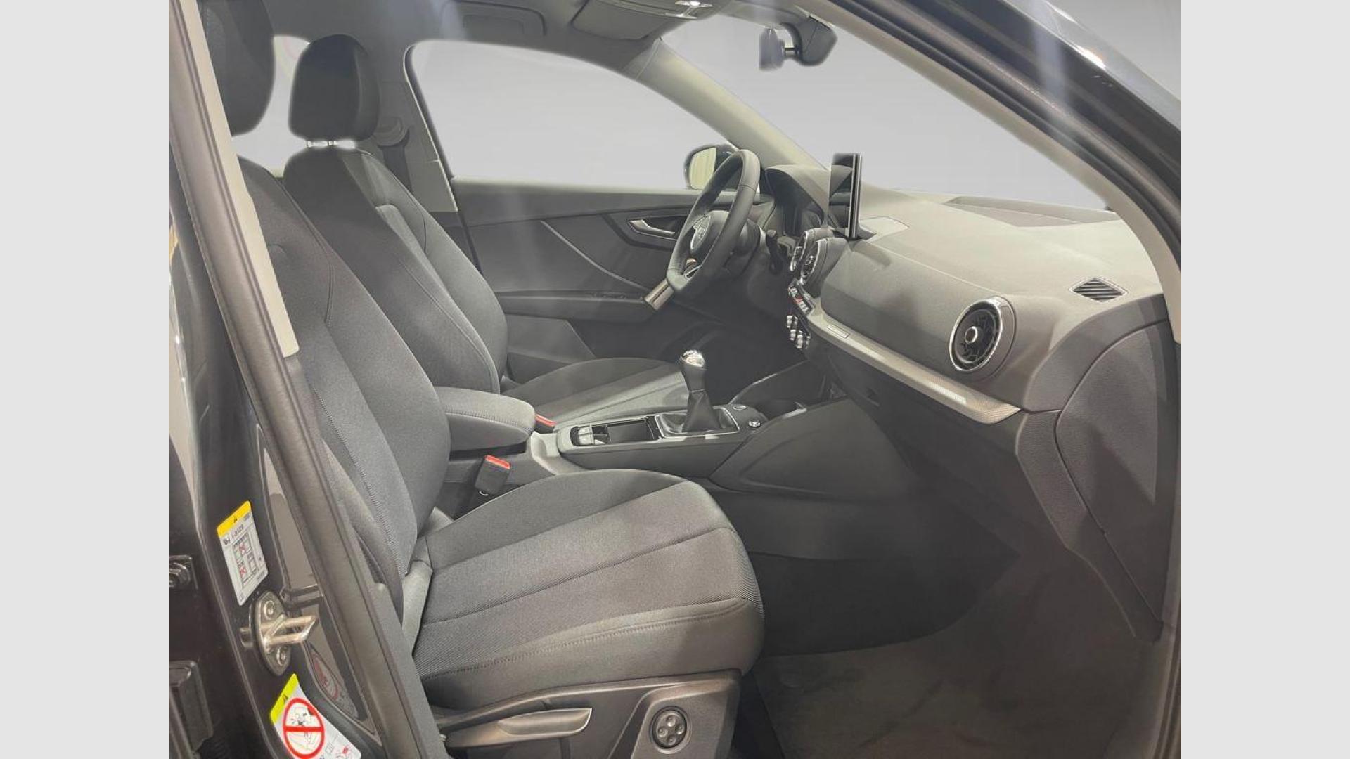 Audi Q2 Advanced 30 TFSI 85 kW (116 CV)