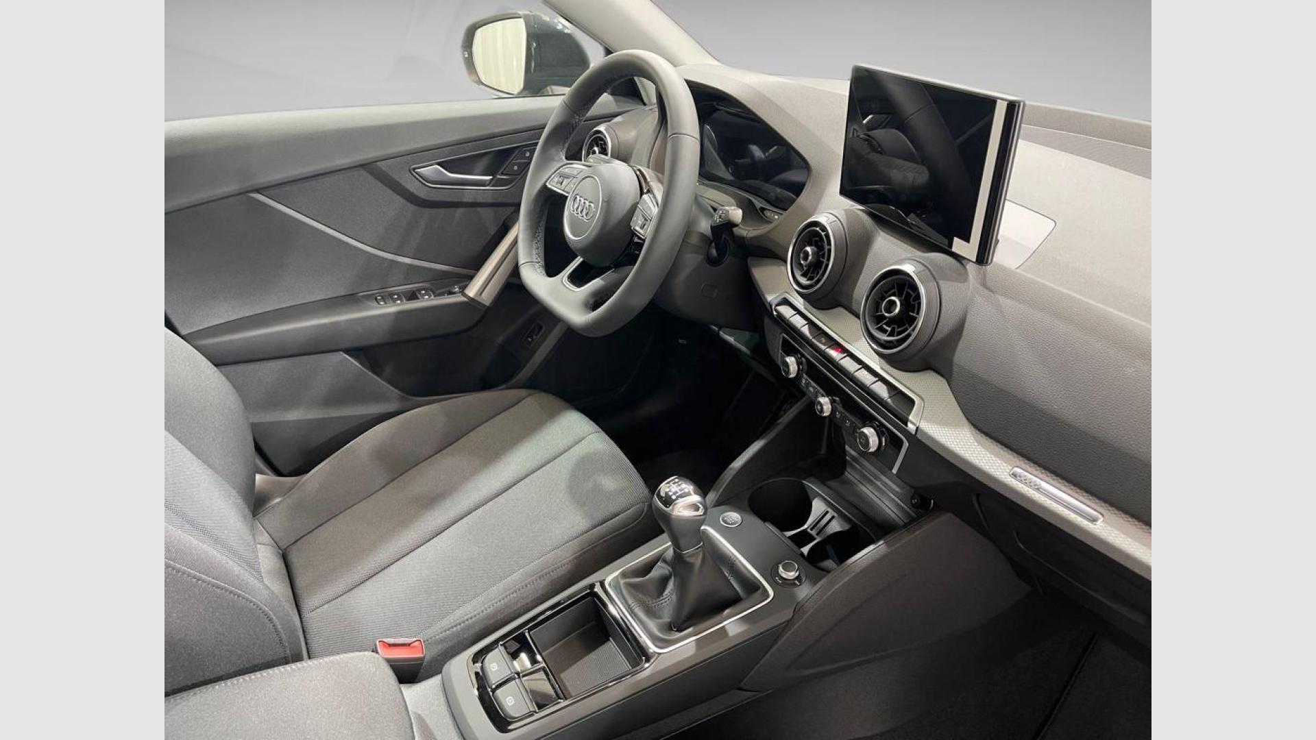 Audi Q2 Advanced 30 TFSI 85 kW (116 CV)