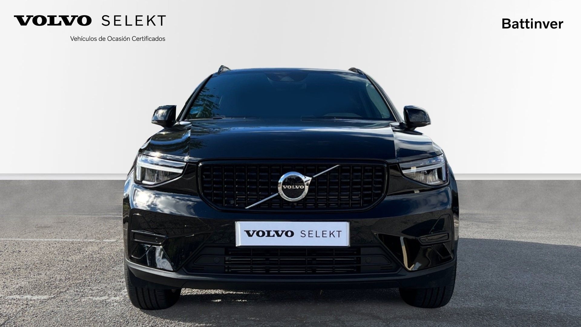 Volvo XC40 Recharge Eléctrico Plus Auto - Solid Black