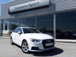 Audi A3 Sportback 1.6 TDI 116cv Base segunda m&atilde;o Porto
