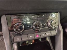 imagen swiper vehículo 30