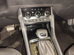 imagen swiper vehículo 23