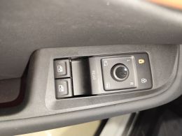 imagen swiper vehículo 15