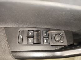 imagen swiper vehículo 16