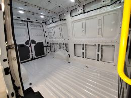 imagen swiper vehículo 28