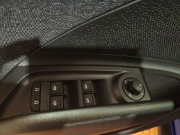 imagen swiper vehículo 12