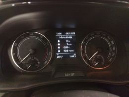 imagen swiper vehículo 12