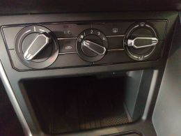 imagen swiper vehículo 15