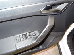 imagen swiper vehículo 13