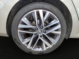 imagen swiper vehículo 8