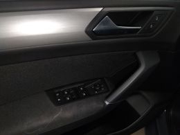 imagen swiper vehículo 17