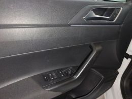 imagen swiper vehículo 17