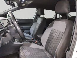 imagen swiper vehículo 12