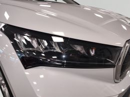 imagen swiper vehículo 12