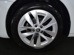 imagen swiper vehículo 8