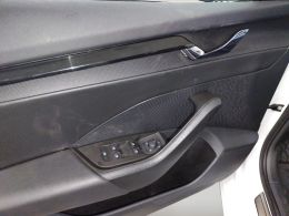 imagen swiper vehículo 10