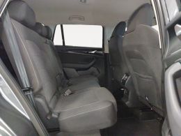 imagen swiper vehículo 6