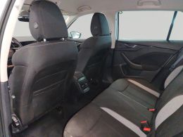 imagen swiper vehículo 12